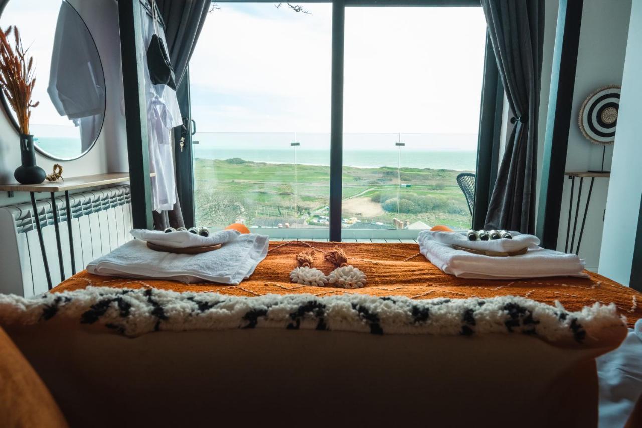 Priory Bay Escapes - Visum Apartment Тенби Екстериор снимка